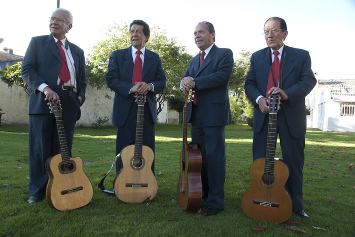 foto del trio tropical
